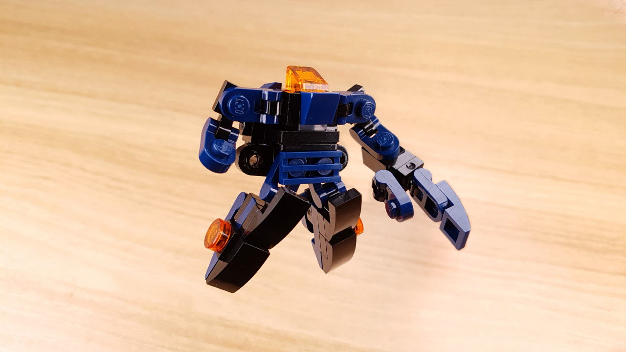 Micro shark type transformer robot - Shark Knight
 1 - transformation,transformer,LEGO transformer