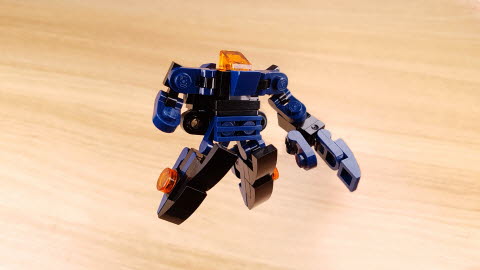 Micro shark type transformer robot - Shark Knight
 2 - transformation,transformer,LEGO transformer