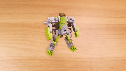 Micro mantis type transformer robot - Mantisbot (similar to Buzzclaw and Manterror)
 2 - transformation,transformer,LEGO transformer