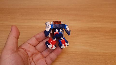 Micro LEGO brick combiner transformer mech - Lightningman
 2 - transformation,transformer,LEGO transformer