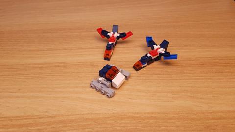 Micro LEGO brick combiner transformer mech - Lightningman
 1 - transformation,transformer,LEGO transformer