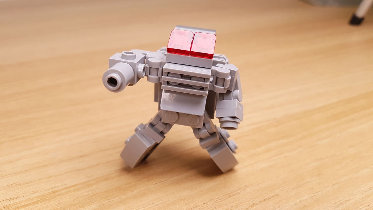 Tank Transformer Mecha (similar with Megatron and Shockwave)
 2 - transformation,transformer,LEGO transformer