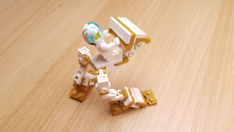 Transformer Robot - Vehicle for mini figure  (Bipedal mech)
 1 - transformation,transformer,LEGO transformer