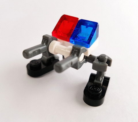 Micro sized Policebot
 3 - transformation,transformer,LEGO transformer