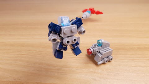 Micro combiner robot (similar to Achilles from LBX) - Micro Knight
 8 - transformation,transformer,LEGO transformer