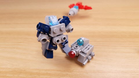 Micro combiner robot (similar to Achilles from LBX) - Micro Knight
 7 - transformation,transformer,LEGO transformer