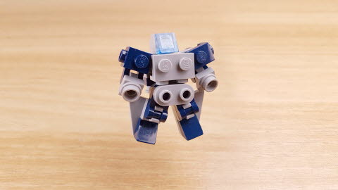 Micro combiner robot (similar to Achilles from LBX) - Micro Knight
 6 - transformation,transformer,LEGO transformer